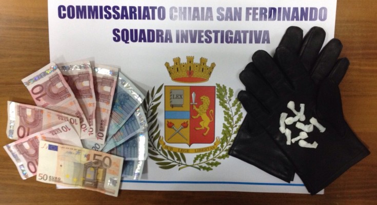 Napoli, Pusher Del Rione Traiano Arrestato Mentre Spacciava Cocaina In ...