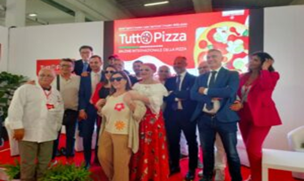  TuttoPizza, nasce il Premio Sergio Miccù. Presentati i dati dell’Osservatorio CNA. Biglietto: “Settore in continua espansione” Pirro: “Grande coinvolgimento dei pizzaiuoli napoletani”